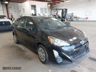 2016 Toyota Prius c One with VIN JTDKDTB3XG1124674, listed as a IAAI auction lot 41976438 with 1 mi miles. Bid and sale history available at carsss.com. Image 1.