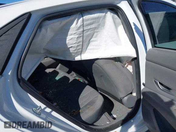 2022 Hyundai Elantra SEL z VIN 5NPLS4AG5NH070288, wystawiony jako IAAI lot #41253844 z przebiegiem 47 155 mil mil oraz . Historia ofert i sprzedaży dostępna na DreamBid. Obrazek 8.