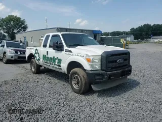 2013 Ford F-250 XL with VIN 1FT7X2B66DEA81666, listed as a Copart auction lot 65623755 with 330,532 mi miles and Salvage title. Bid and sale history available at DreamBid. Image 13.