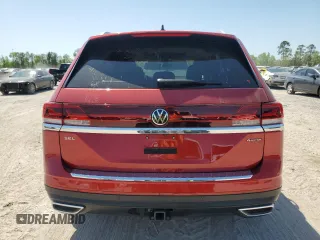 2024 Volkswagen Atlas SEL with VIN 1V2BR2CA3RC533646, listed as a Copart auction lot 52700135 with 10,498 mi miles and Salvage title. Bid and sale history available at DreamBid. Image 6.
