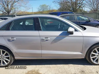 2016 Audi A3 Premium Plus z VIN WAUE8GFF7G1013705, wystawiony jako IAAI lot #41751774 z przebiegiem 34 112 mil mil oraz . Historia ofert i sprzedaży dostępna na DreamBid. Obrazek 13.