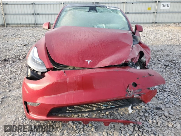 2024 Tesla Model Y with VIN 7SAYGDED2RA331985, listed as a Copart auction lot 50849025 with 6,108 mi miles and Salvage title. Bid and sale history available at DreamBid. Image 5.