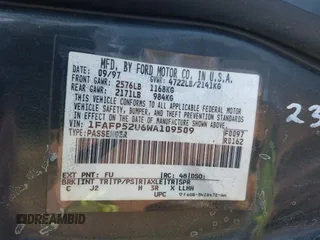 1998 Ford Taurus LX z VIN 1FAFP52U6WA109509, wystawiony jako IAAI lot #41420178 z przebiegiem 287 791 mil mil oraz . Historia ofert i sprzedaży dostępna na DreamBid. Obrazek 9.