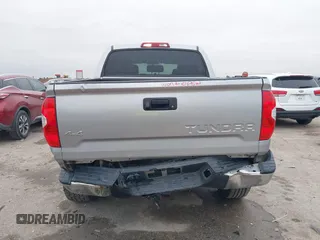 2016 Toyota Tundra SR5 z VIN 5TFDW5F12GX571892, wystawiony jako IAAI lot #41415290 z przebiegiem 190 505 mil mil oraz . Historia ofert i sprzedaży dostępna na DreamBid. Obrazek 16.