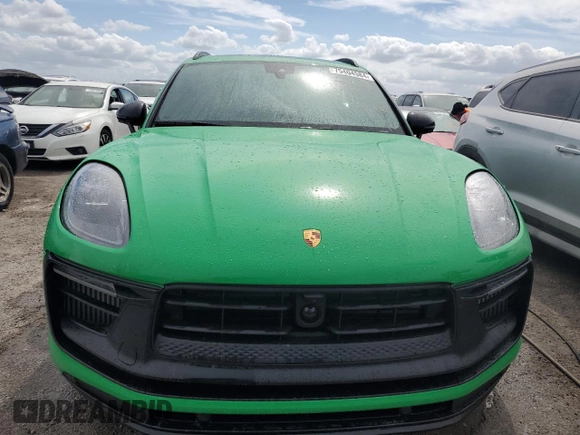 2022 Porsche Macan Turbo with VIN WP1AF2A58NLB32131, listed as a Copart auction lot 75404584 with Not provided miles and Non repairable. Bid and sale history available at DreamBid. Image 5.