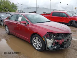 2014 Lincoln MKZ Hybrid with VIN 3LN6L2LU7ER811633, listed as a IAAI auction lot 41870485 with 203,692 mi miles and . Bid and sale history available at DreamBid. Image 1.