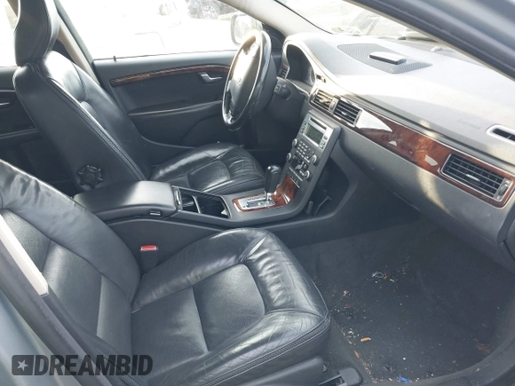 2009 Volvo XC70 3.2L z VIN YV4BZ982491062806, wystawiony jako IAAI lot #41367014 z przebiegiem Nie podano mil oraz . Historia ofert i sprzedaży dostępna na DreamBid. Obrazek 5.