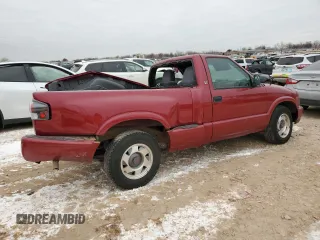 2001 GMC Sonoma SLS with VIN 1GTCS14W618106533, listed as a Copart auction lot 45505595 with 114,830 mi miles and Salvage Title. Bid and sale history available at carsss.com. Image 3.
