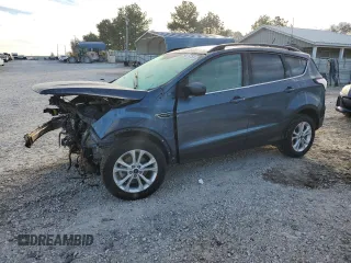2018 Ford Escape SEL with VIN 1FMCU0HD6JUA34670, listed as a Copart auction lot 75878753 with 67,459 mi miles and Salvage Title. Bid and sale history available at carsss.com. Image 1.