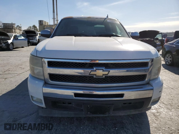 2011 Chevrolet Silverado 1500 LT with VIN 3GCPCSE00BG401721, listed as a Copart auction lot 49894175 with 160,738 mi miles and Clean Title. Bid and sale history available at DreamBid. Image 5.