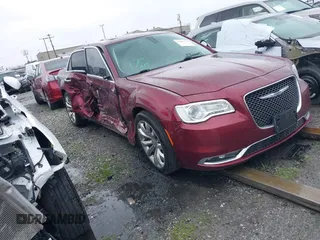2019 Chrysler 300 Limited z VIN 2C3CCAEG9KH594736, wystawiony jako IAAI lot #41481173 z przebiegiem 80 543 mil mil oraz . Historia ofert i sprzedaży dostępna na DreamBid. Obrazek 1.