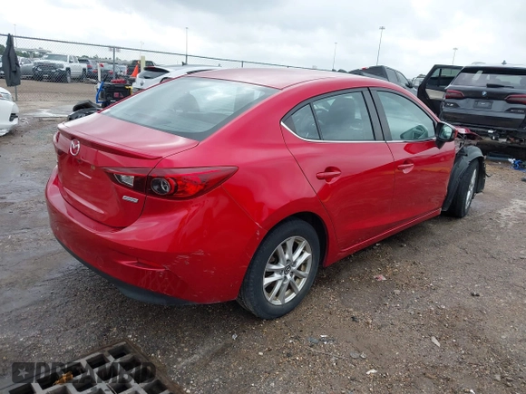 2014 Mazda 3 i Touring z VIN JM1BM1V75E1148848, wystawiony jako IAAI lot #42200934 z przebiegiem 134 176 mil mil oraz . Historia ofert i sprzedaży dostępna na DreamBid. Obrazek 4.
