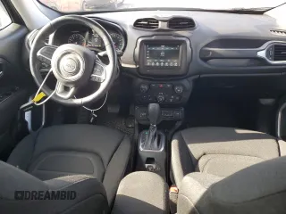 2020 Jeep Renegade Latitude with VIN ZACNJBBB6LPL85654, listed as a Copart auction lot 42907475 with 32,168 mi miles and Salvage Title. Bid and sale history available at carsss.com. Image 8.