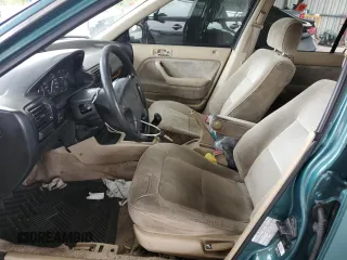 1993 Honda Accord LX with VIN 1HGCB7553PA167124, listed as a Copart auction lot 73680324 with 357,564 mi miles and Salvage Title. Bid and sale history available at carsss.com. Image 7.