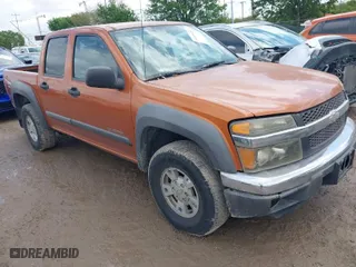 2005 Chevrolet Colorado 1SF LS Z71 with VIN 1GCDT136858153121, listed as a IAAI auction lot 41915498 with 195,131 mi miles. Bid and sale history available at carsss.com. Image 1.