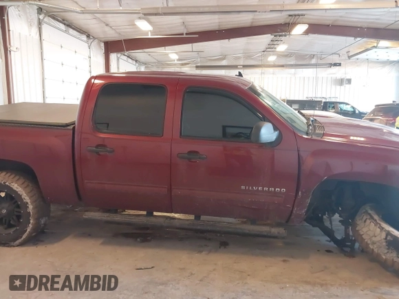 2013 Chevrolet Silverado 1500 LT with VIN 3GCPKSE77DG254204, listed as a IAAI auction lot 41680546 with 213,790 mi miles. Bid and sale history available at carsss.com. Image 13.
