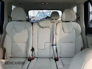 2021 Volvo XC90 Momentum with VIN YV4102PK4M1671000, listed as a Copart auction lot 64137584 with 38,248 mi miles and Salvage Title. Bid and sale history available at carsss.com. Image 10.