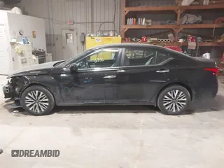 2023 Nissan Altima SV z VIN 1N4BL4DW6PN315393, wystawiony jako IAAI lot #41316755 z przebiegiem 52 939 mil mil oraz . Historia ofert i sprzedaży dostępna na DreamBid. Obrazek 14.