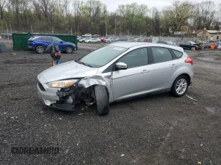2017 Ford Focus SE with VIN 1FADP3K2XHL247944, listed as a Copart auction lot 51992445 with 92,753 mi miles and Salvage Title. Bid and sale history available at carsss.com. Image 1.