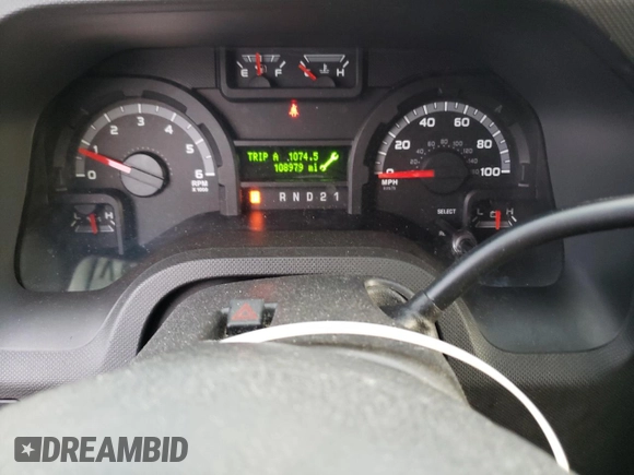 2014 Ford Econoline Passenger XL с VIN 1FBNE3BL3EDB00193, выставлен на аукционе Copart как лот 86535454 с пробегом 108 979 миль миль и Списание • Salvage title. История ставок и продаж доступна на DreamBid. Изображение 9.