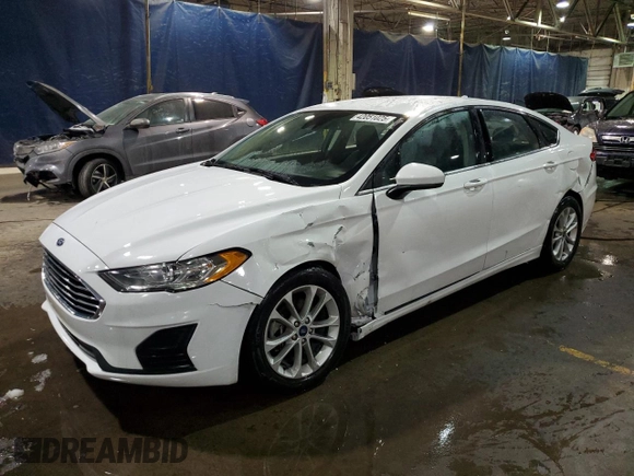 2020 Ford Fusion SE with VIN 3FA6P0H71LR195334, listed as a Copart auction lot 42051025 with 47,162 mi miles and Non Repairable. Bid and sale history available at carsss.com. Image 1.