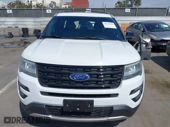 2016 Ford Explorer XLT with VIN 1FM5K8DHXGGA72450, listed as a IAAI auction lot 42019233 with 184,499 mi miles. Bid and sale history available at carsss.com. Image 12.