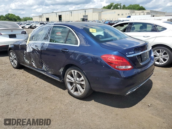 2018 Mercedes-Benz C 300 с VIN WDDWF4KB5JR416952, выставлен на аукционе Copart как лот 62549645 с пробегом 46 632 миль миль и Списание • Salvage title. История ставок и продаж доступна на DreamBid. Изображение 2.