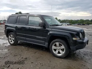 2013 Jeep Patriot Sport z VIN 1C4NJRBB7DD218182, wystawiony jako Copart lot #61376575 z przebiegiem 157 754 mil mil oraz Czysty tytuł • Clean title. Historia ofert i sprzedaży dostępna na DreamBid. Obrazek 4.
