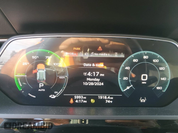 2024 Audi Q8 e-tron Premium Plus z VIN WA15AAGE8RB038873, wystawiony jako Copart lot #76623264 z przebiegiem 5 993 mil mil oraz Szkoda całkowita • Salvage title. Historia ofert i sprzedaży dostępna na DreamBid. Obrazek 9.