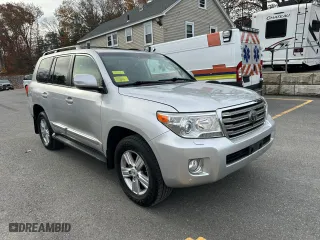 2013 Toyota Land Cruiser with VIN JTMHY7AJXD4017124, listed as a Copart auction lot 79213994 with 185,989 mi miles and Clean Title. Bid and sale history available at carsss.com. Image 4.