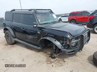 2024 Ford Bronco Wildtrak z VIN 1FMEE2BP3RLB31265, wystawiony jako IAAI lot #41776393 z przebiegiem 5461 mil mil oraz . Historia ofert i sprzedaży dostępna na DreamBid. Obrazek 1.