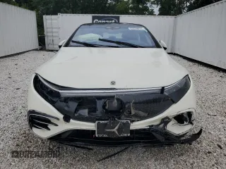 2022 Mercedes-Benz EQS with VIN W1KCG4EB2NA020719, listed as a Copart auction lot 63239814 with 28,722 mi miles and Salvage Title. Bid and sale history available at carsss.com. Image 5.