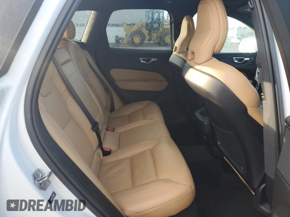 2020 Volvo XC60 Momentum z VIN YV4102RK4L1599047, wystawiony jako Copart lot #74509614 z przebiegiem 78 039 mil mil oraz Szkoda całkowita • Salvage title. Historia ofert i sprzedaży dostępna na DreamBid. Obrazek 11.
