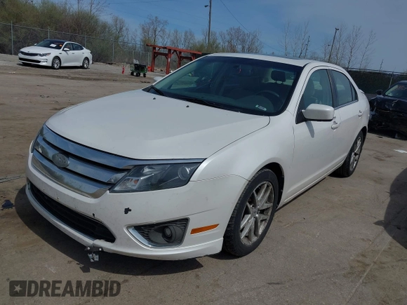 2011 Ford Fusion SEL with VIN 3FAHP0JA4BR200233, listed as a IAAI auction lot 41967095 with 237,492 mi miles. Bid and sale history available at carsss.com. Image 2.