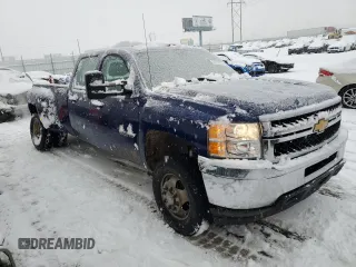 2013 Chevrolet Silverado 3500HD DRW Work Truck with VIN 1GC4KZCG7DF241582, listed as a Copart auction lot 84818504 with 92,754 mi miles and Salvage Title. Bid and sale history available at carsss.com. Image 4.