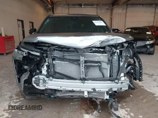 2024 Chevrolet Traverse AWD RS z VIN 1GNEVLKS7RJ211234, wystawiony jako IAAI lot #42318206 z przebiegiem 4 541 mil mil oraz . Historia ofert i sprzedaży dostępna na DreamBid. Obrazek 12.