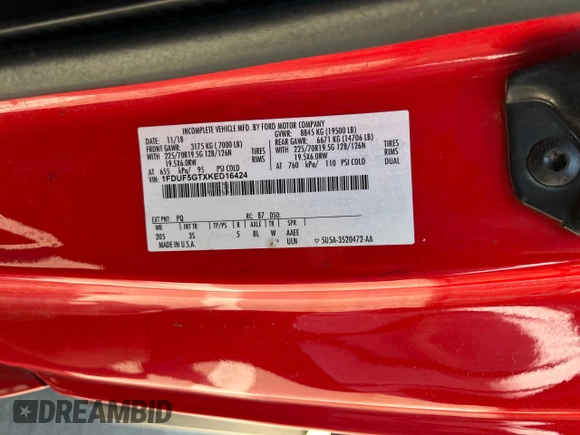 2019 Ford F-550 XL z VIN 1FDUF5GTXKED16424, wystawiony jako Copart lot #58211125 z przebiegiem 200 684 mil mil oraz Szkody całkowita. Historia ofert i sprzedaży dostępna na DreamBid. Obrazek 10.