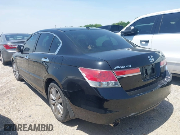 2012 Honda Accord EX-L z VIN 1HGCP3F88CA030662, wystawiony jako IAAI lot #42103524 z przebiegiem 172 909 mil mil oraz . Historia ofert i sprzedaży dostępna na DreamBid. Obrazek 14.