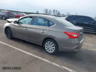 2016 Nissan Sentra SR with VIN 3N1AB7AP2GL660107, listed as a IAAI auction lot 41511684 with 92,293 mi miles. Bid and sale history available at carsss.com. Image 3.