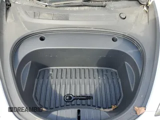 2023 Tesla Model 3 z VIN 5YJ3E1EA1PF598293, wystawiony jako Copart lot #78103684 z przebiegiem 18 805 mil mil oraz Szkoda całkowita • Salvage title. Historia ofert i sprzedaży dostępna na DreamBid. Obrazek 11.