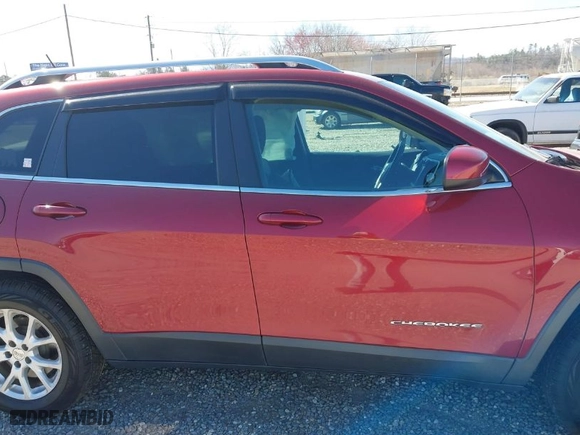2014 Jeep Cherokee Latitude with VIN 1C4PJMCS7EW285803, listed as a IAAI auction lot 41827874 with 178,767 mi miles. Bid and sale history available at carsss.com. Image 13.
