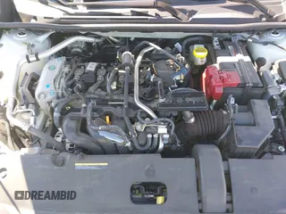 2024 Nissan Sentra SV with VIN 3N1AB8CV3RY280488, listed as a IAAI auction lot 41725874 with 16,810 mi miles and . Bid and sale history available at DreamBid. Image 10.