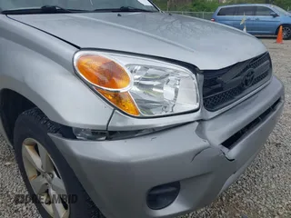 2005 Toyota RAV4 with VIN JTEGD20V750053467, listed as a IAAI auction lot 42127532 with 421,160 mi miles and . Bid and sale history available at DreamBid. Image 6.