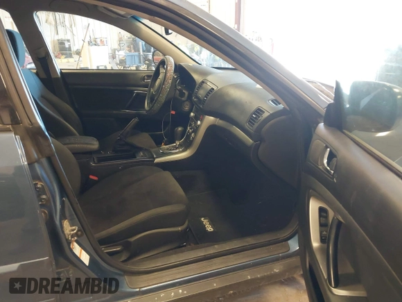 2008 Subaru Outback i with VIN 4S4BP61C187350168, listed as a IAAI auction lot 42055175 with 239,678 mi miles and . Bid and sale history available at DreamBid. Image 5.