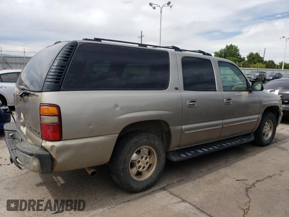 2000 Chevrolet Suburban LT with VIN 3GNFK16T8YG136323, listed as a Copart auction lot 68265064 with 452,126 mi miles and Clean Title. Bid and sale history available at carsss.com. Image 3.