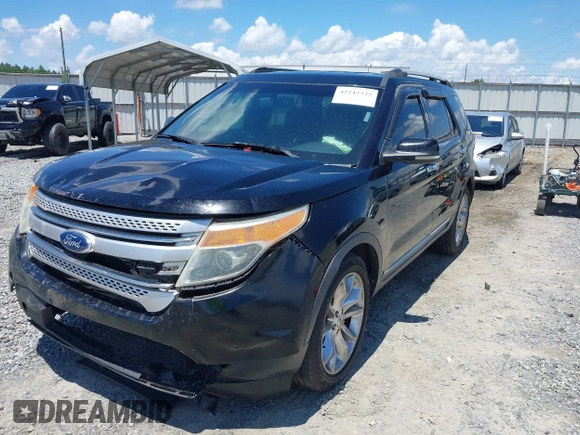 2011 Ford Explorer XLT with VIN 1FMHK7D88BGA82345, listed as a IAAI auction lot 42242222 with 203,672 mi miles and . Bid and sale history available at DreamBid. Image 6.