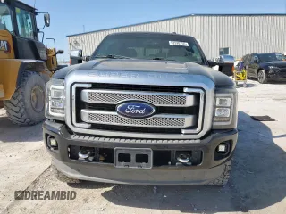 2014 Ford F-250 XL with VIN 1FT7W2BT1EEA14189, listed as a Copart auction lot 52920755 with 219,643 mi miles and Salvage title. Bid and sale history available at DreamBid. Image 5.