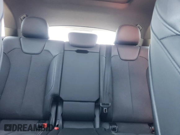 2021 Audi Q5 Premium Plus with VIN WA1E2AFY2M2061809, listed as a Copart auction lot 56331075 with 31,631 mi miles and Salvage title. Bid and sale history available at DreamBid. Image 10.