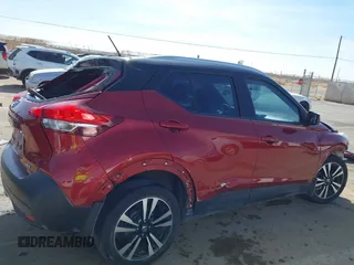 2018 Nissan Kicks S with VIN 3N1CP5CU5JL525597, listed as a IAAI auction lot 41485867 with 100,840 mi miles. Bid and sale history available at carsss.com. Image 13.