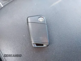 2019 Volkswagen Atlas SEL with VIN 1V2MR2CA9KC608025, listed as a IAAI auction lot 41866519 with 112,477 mi miles and . Bid and sale history available at DreamBid. Image 11.